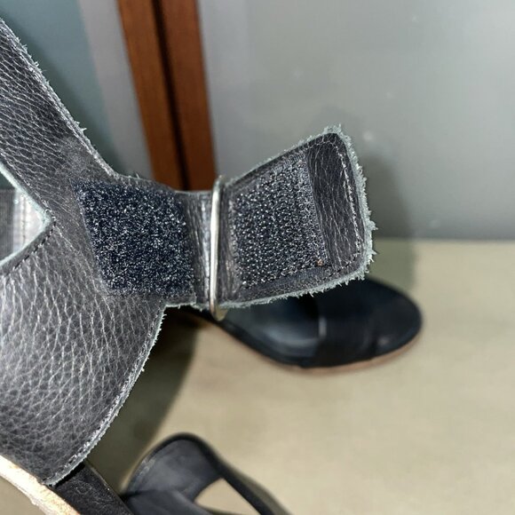 STUART WEITZMAN Shaila Broadband Leather City Open Toe Block Heel Sandals 8.5 - Picture 6 of 8